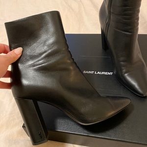 Saint Laurent Lou Ankle Boots in Leather - size 39